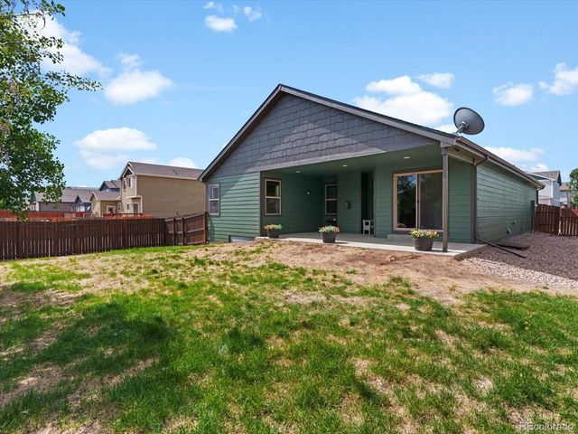 2434 Carriage Dr, Milliken, CO 80543