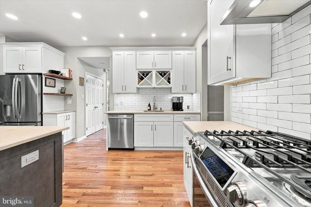 1231 SPLIT RAIL DR, Garnet Valley, PA 19060