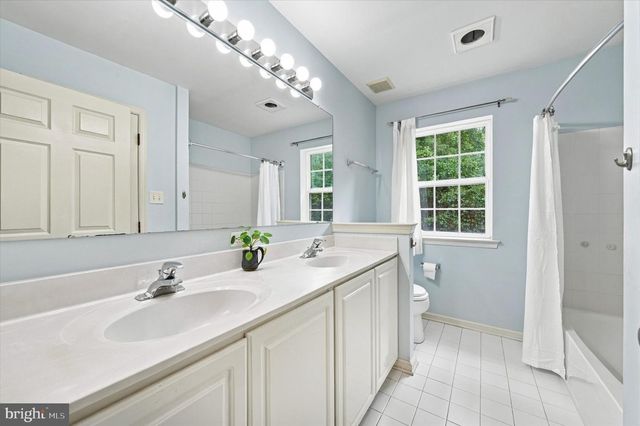 1231 SPLIT RAIL DR, Garnet Valley, PA 19060