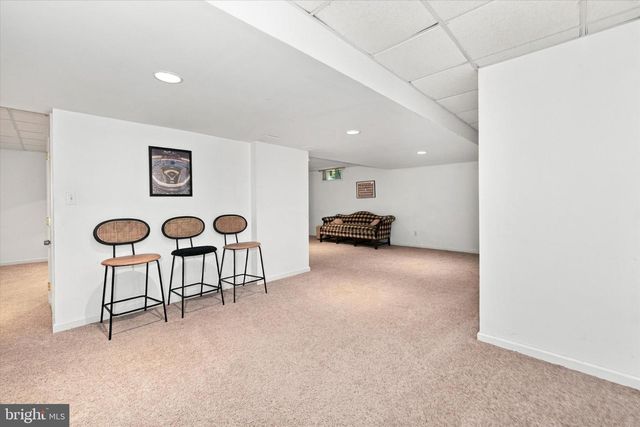1231 SPLIT RAIL DR, Garnet Valley, PA 19060