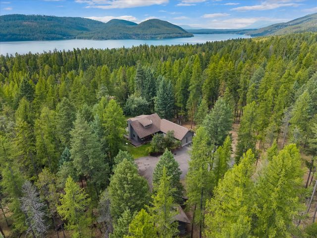 2405 E Lakeshore Drive, Whitefish, MT 59937 property photo