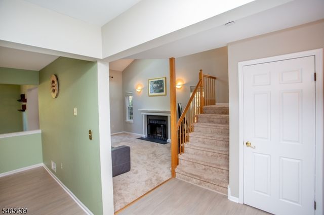 3 Munsee Trl, Branchburg Twp., NJ 08876