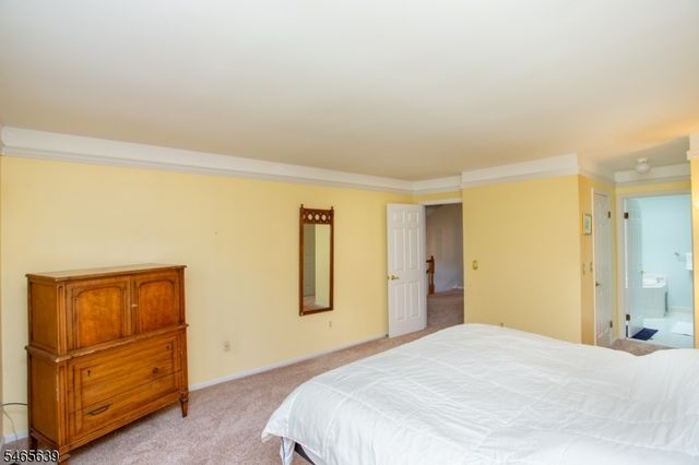 3 Munsee Trl, Branchburg Twp., NJ 08876