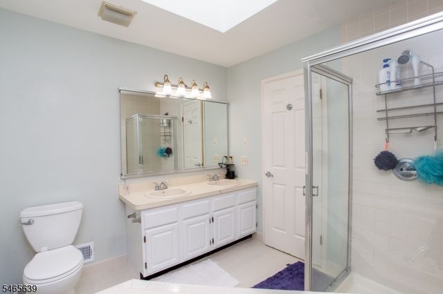 3 Munsee Trl, Branchburg Twp., NJ 08876
