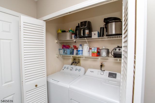 3 Munsee Trl, Branchburg Twp., NJ 08876