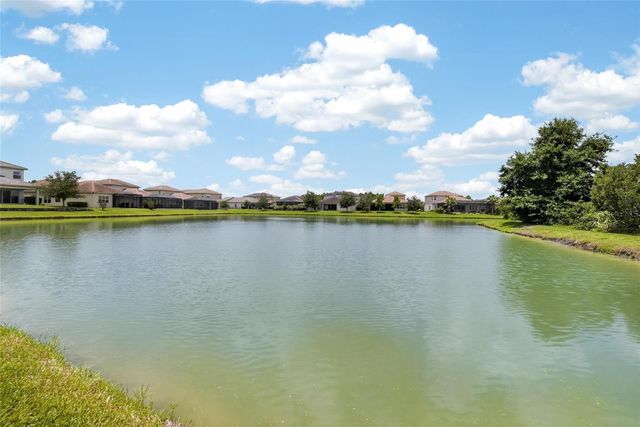 31142 LINDENTREE DRIVE, Wesley Chapel, FL 33543