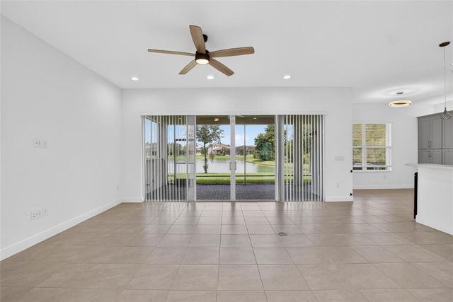 31142 LINDENTREE DRIVE, Wesley Chapel, FL 33543