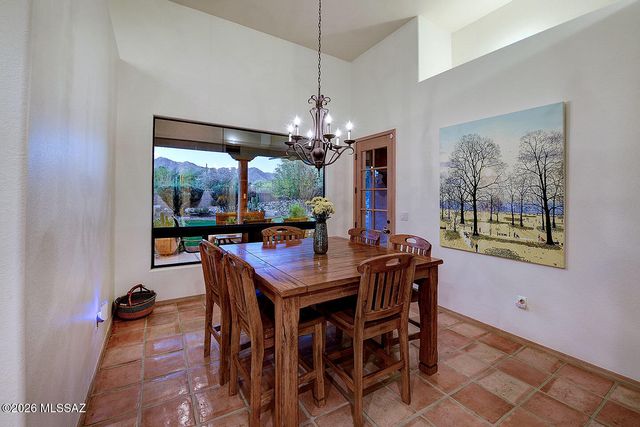 6031 E Country Club Vista Drive, Tucson, AZ 85750