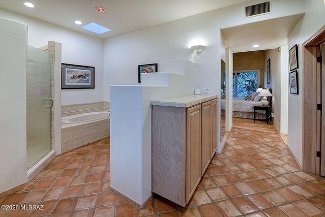 6031 E Country Club Vista Drive, Tucson, AZ 85750