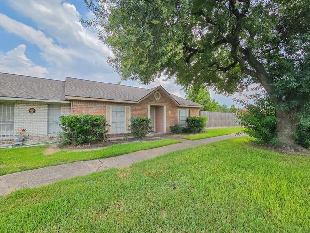 12811 High Star Drive, Houston, TX 77072