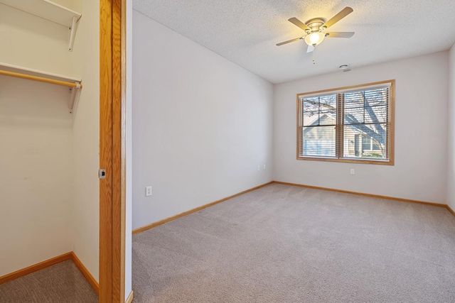 326 Hayes Drive 38, Hastings, MN 55033