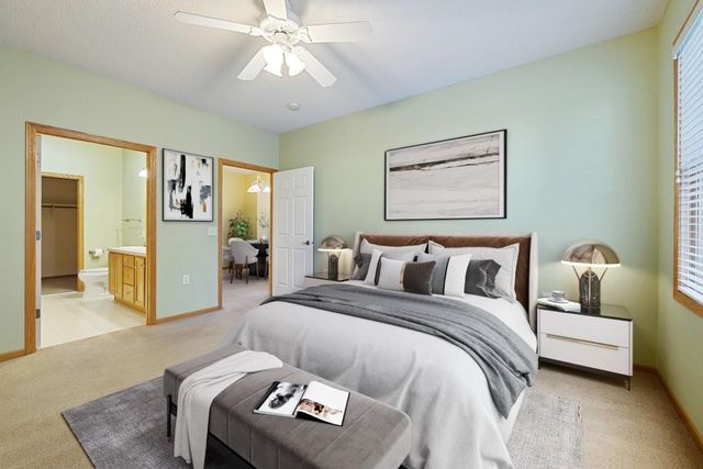 326 Hayes Drive 38, Hastings, MN 55033