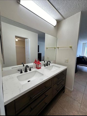 6770 Royal Palm Boulevard 207l, Margate, FL 33063