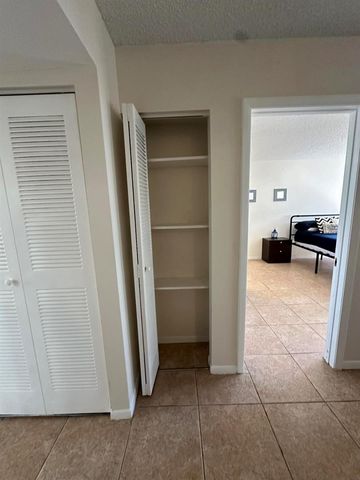 6770 Royal Palm Boulevard 207l, Margate, FL 33063