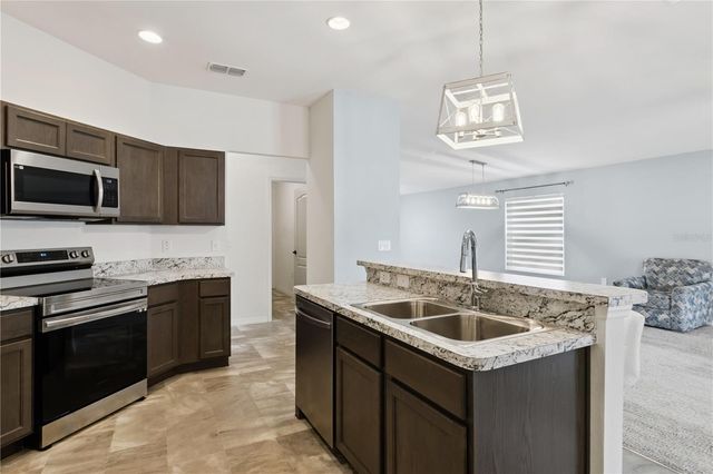 305 ARBUTHNOT STREET, Winter Haven, FL 33881