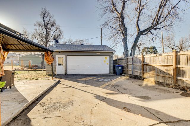 3325 AVENUE I, Council Bluffs, IA 51501