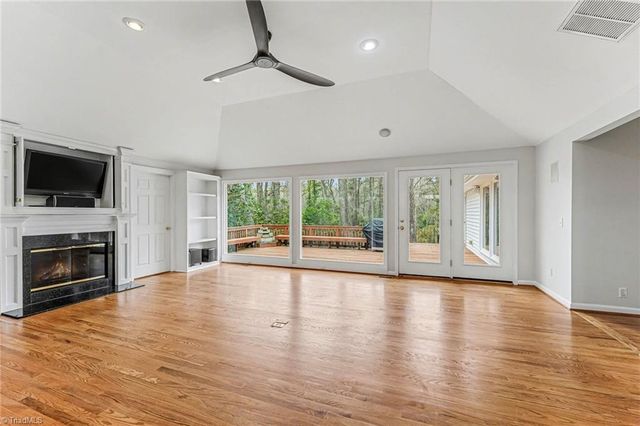 600 N Elam Avenue, Greensboro, NC 27408