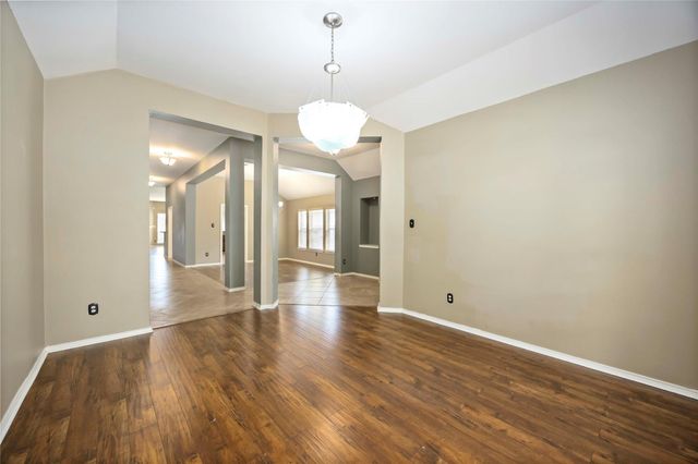 2019 Shore Breeze Drive, Pearland, TX 77584
