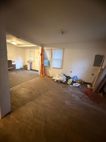 14104 S Claire Boulevard, Robbins, IL 60472