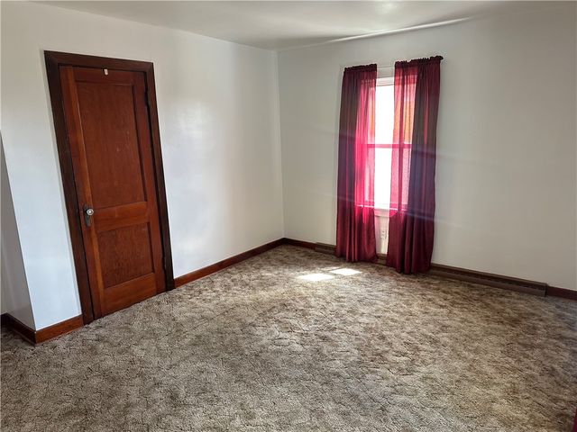 23 Cross St, Burgettstown Boro, PA 15021