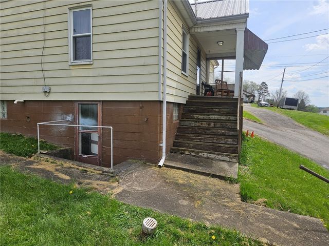 23 Cross St, Burgettstown Boro, PA 15021