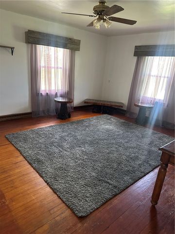 23 Cross St, Burgettstown Boro, PA 15021