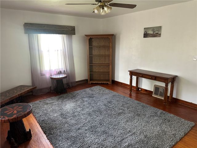 23 Cross St, Burgettstown Boro, PA 15021