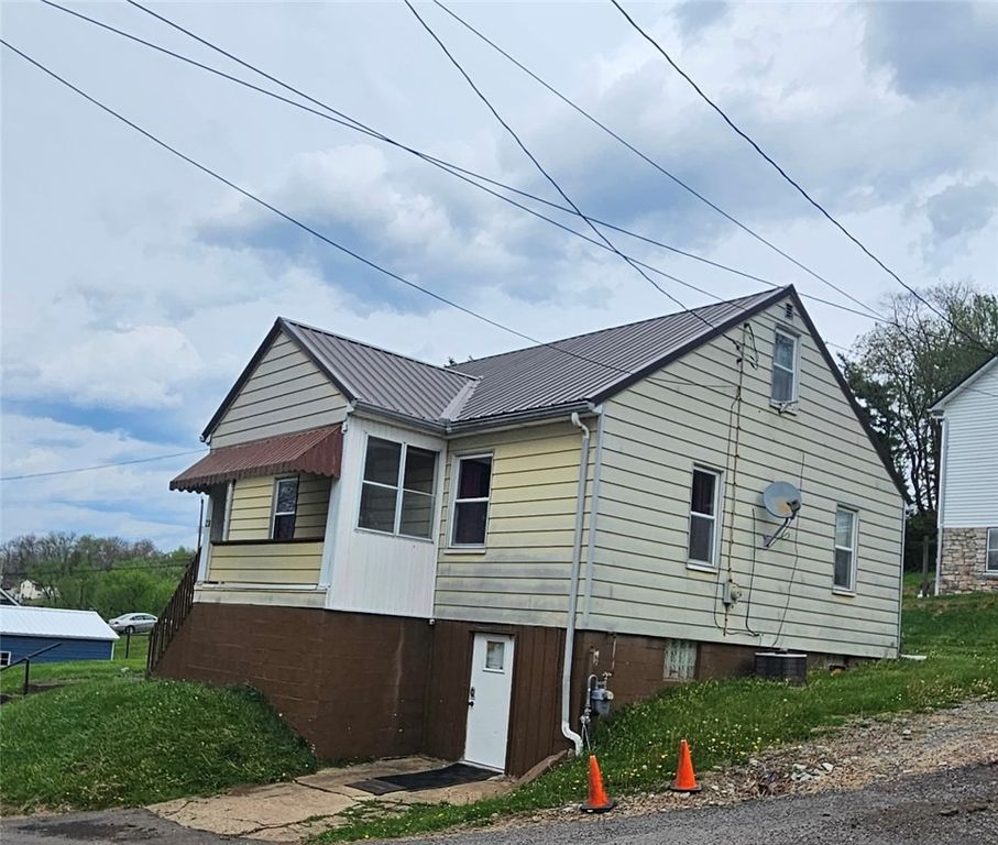 23 Cross St, Burgettstown Boro, PA 15021