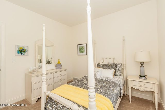 89 Lakepointe Way, Stillwater, NY 12866