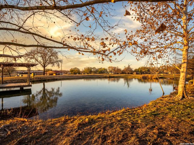 146 Ranch Country Dr, La Vernia, TX 78121