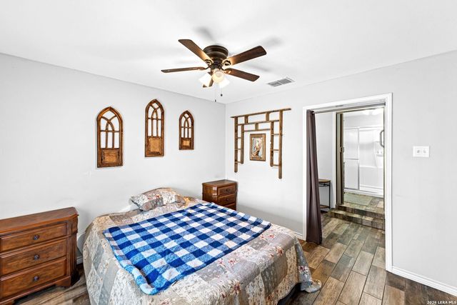 146 Ranch Country Dr, La Vernia, TX 78121