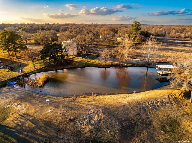 146 Ranch Country Dr, La Vernia, TX 78121