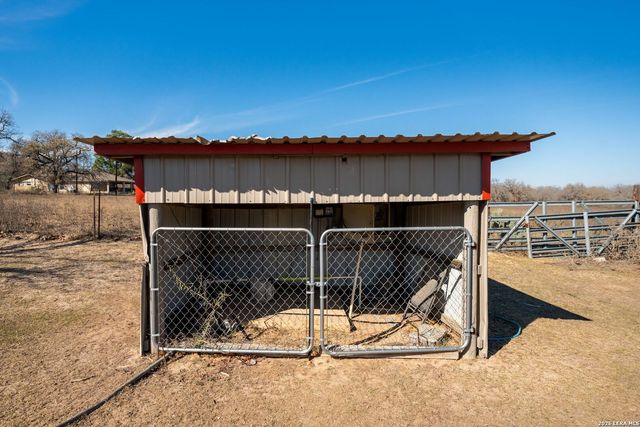 146 Ranch Country Dr, La Vernia, TX 78121