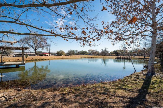 146 Ranch Country Dr, La Vernia, TX 78121