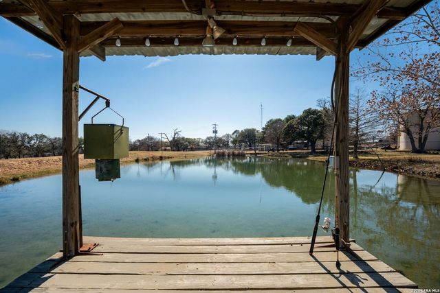 146 Ranch Country Dr, La Vernia, TX 78121