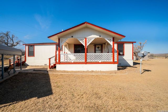 146 Ranch Country Dr, La Vernia, TX 78121