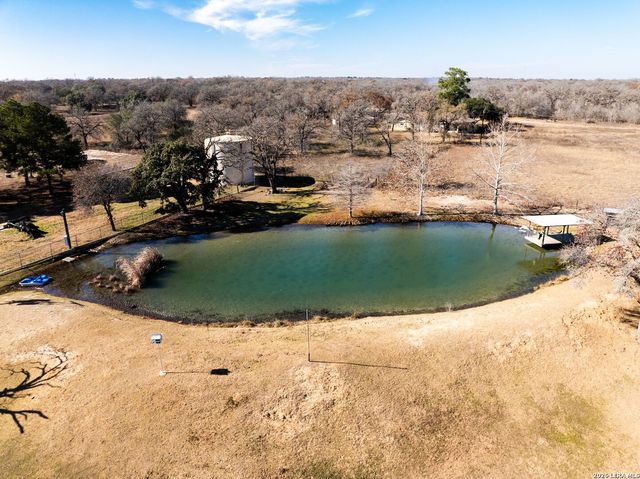 146 Ranch Country Dr, La Vernia, TX 78121