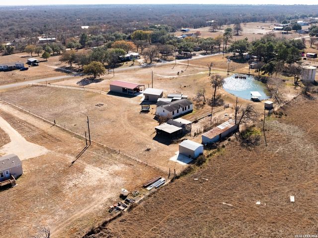 146 Ranch Country Dr, La Vernia, TX 78121