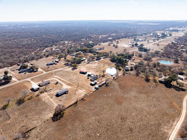 146 Ranch Country Dr, La Vernia, TX 78121