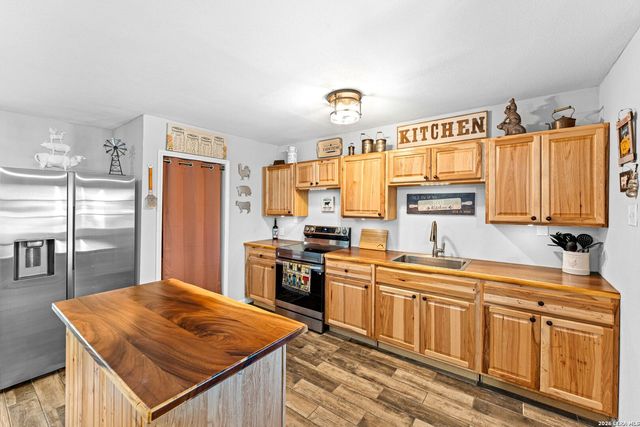 146 Ranch Country Dr, La Vernia, TX 78121