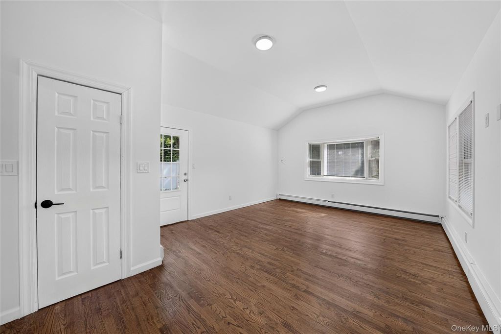 10 Field Place, Huntington Station, NY 11746 — photo 5