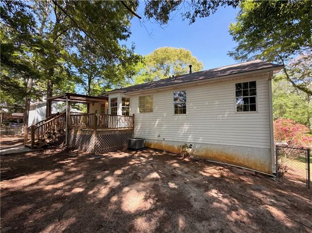 123 Burton Drive, Douglasville, GA 30134