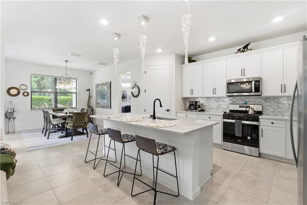 10475 Ventana LN, NAPLES, FL 34120 — photo 5
