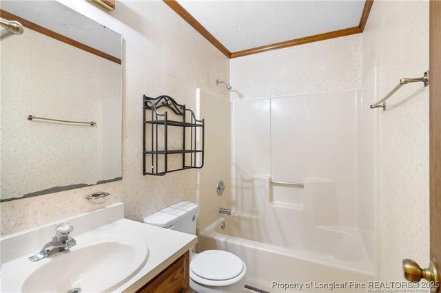 6104 Sisk Culbreth Road, Godwin, NC 28344