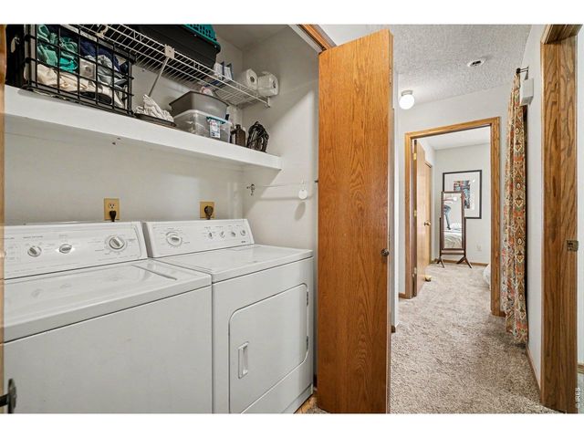 229 E 42nd St, Loveland, CO 80538