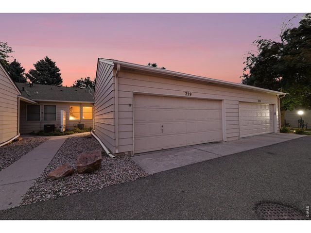 229 E 42nd St, Loveland, CO 80538