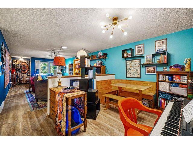 229 E 42nd St, Loveland, CO 80538