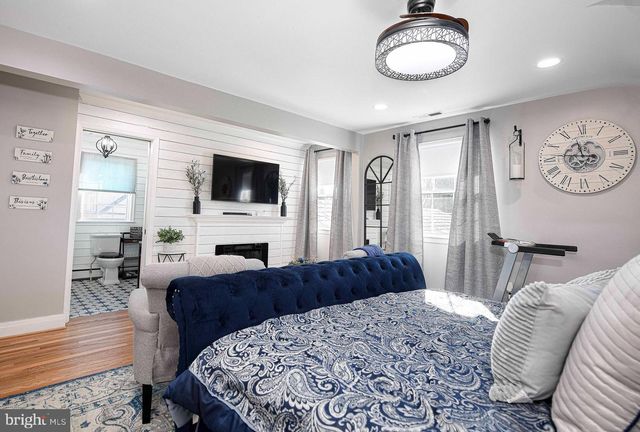 6701 LOCH RAVEN BLVD, Baltimore, MD 21239