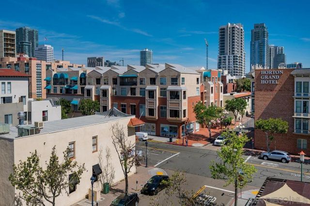 221 Island Ave 501, San Diego, CA 92101
