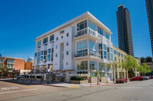 221 Island Ave 501, San Diego, CA 92101